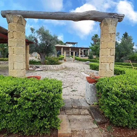 Elegant Villa With A Garden